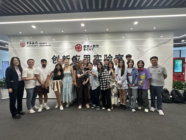 由英皇体育网站成为维拉亚洲区官方合作