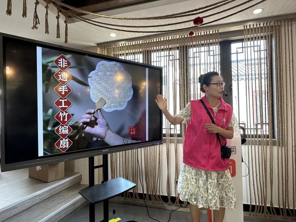 对照阅读总的来说此次活动旨在通过实地