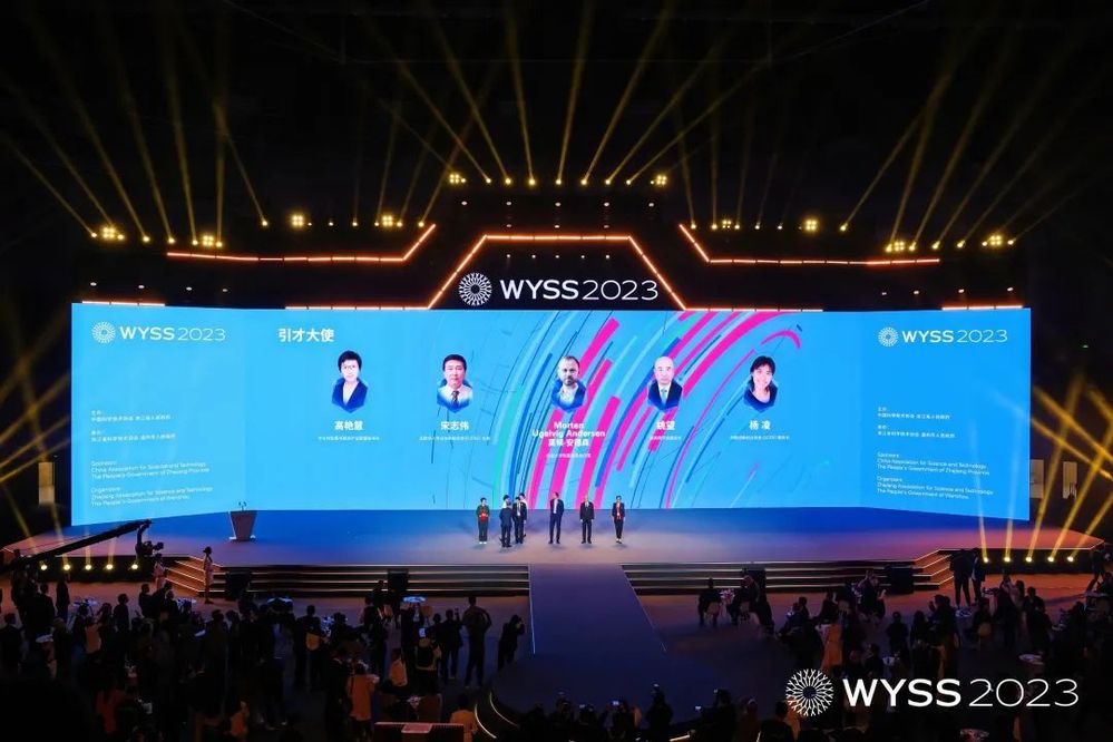 英皇体育最新版本最新版下载十余名国际