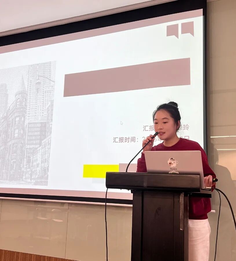通知栏About the School