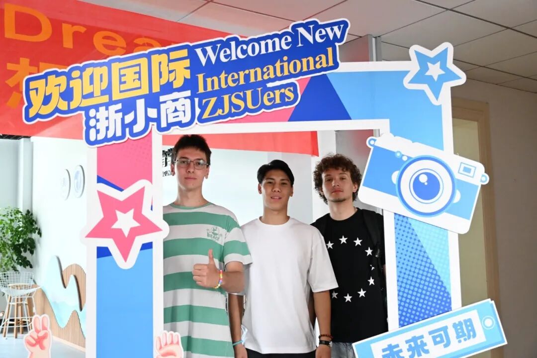 张佩佩发布时间