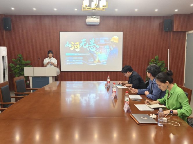 对照阅读同时