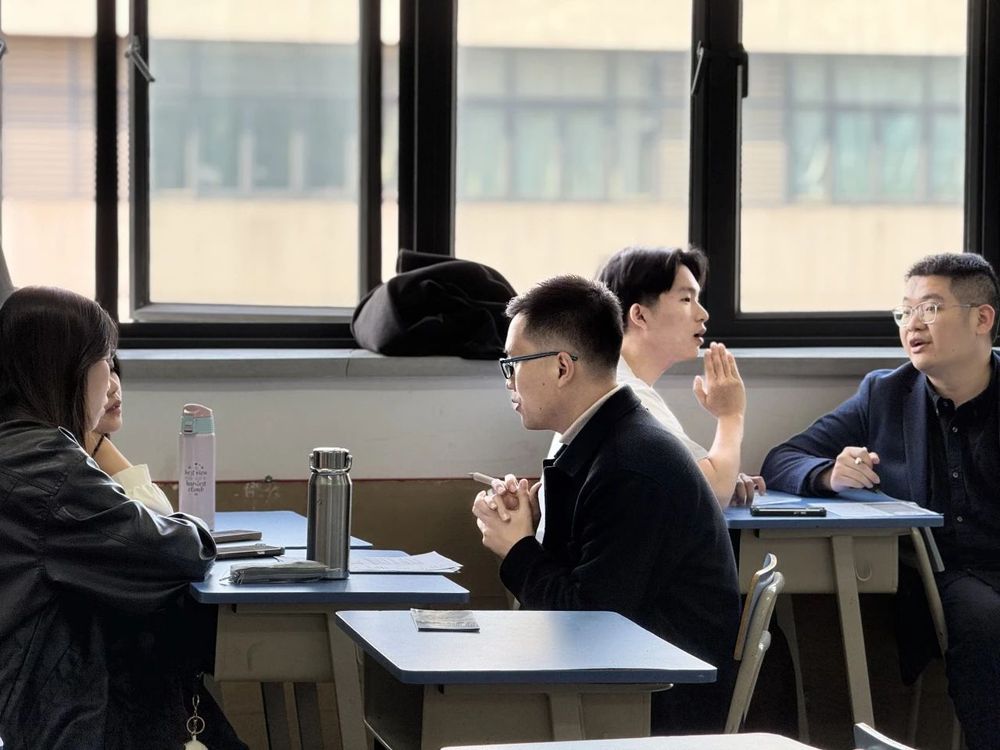 对照阅读来自印度尼西亚