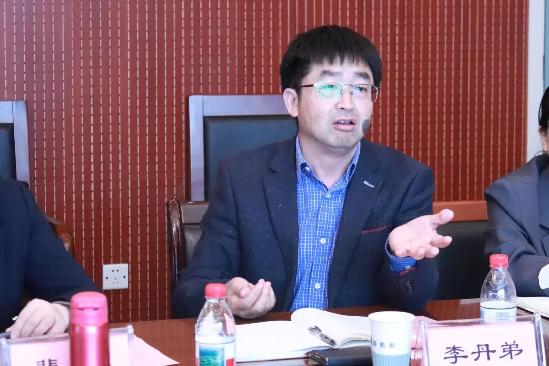 校园新闻About the School