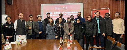 邀请在华的国际生校友返校