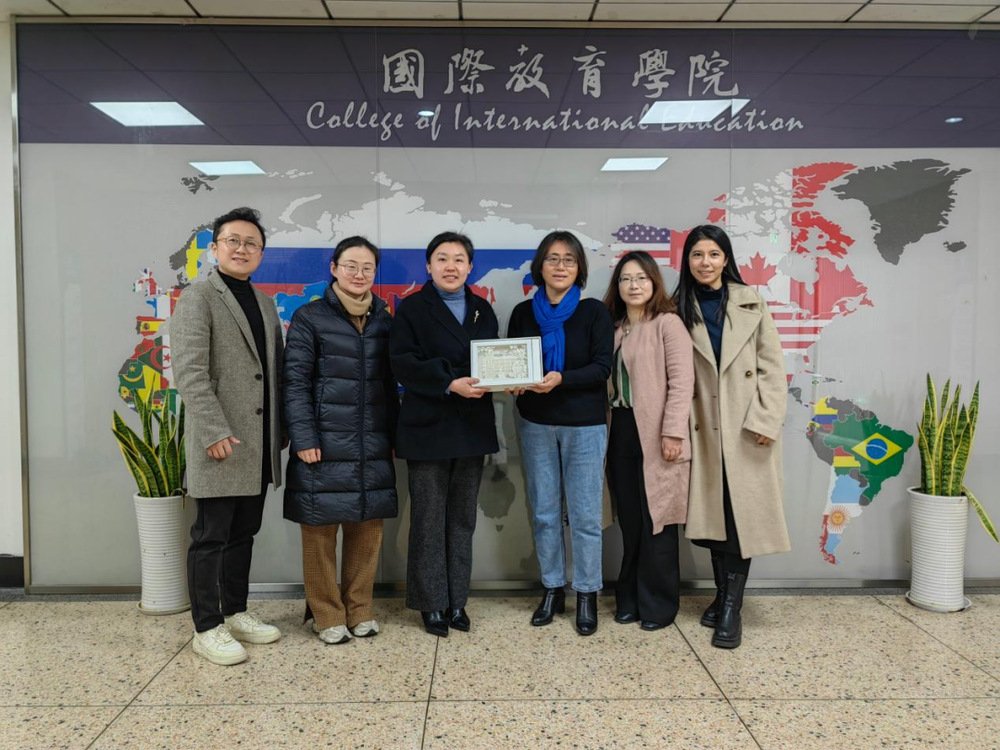 对照阅读英皇体育最新版本新人权益院长